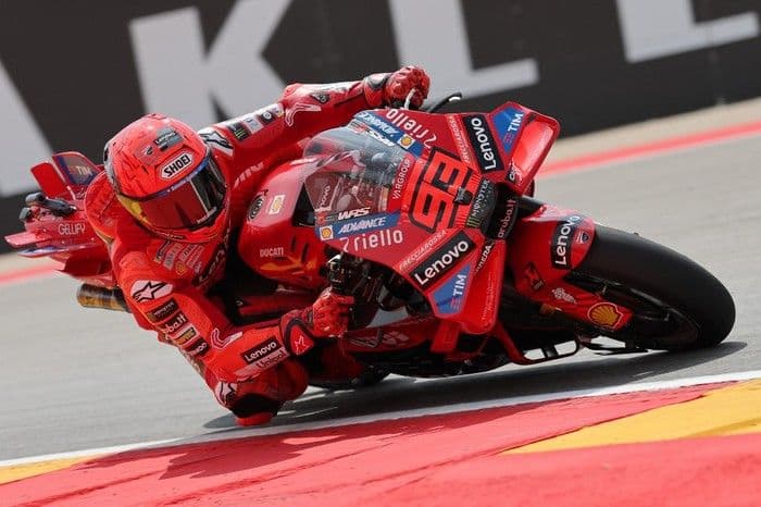 marc_marquez_juara_motogp_aragon_2025_dominasi_sejak_awal_hingga_finis