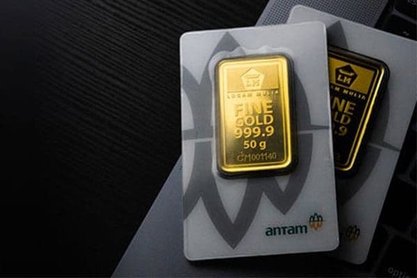 perdagangan_akhir_pekan_harga_emas_antam_merosot_rp23000