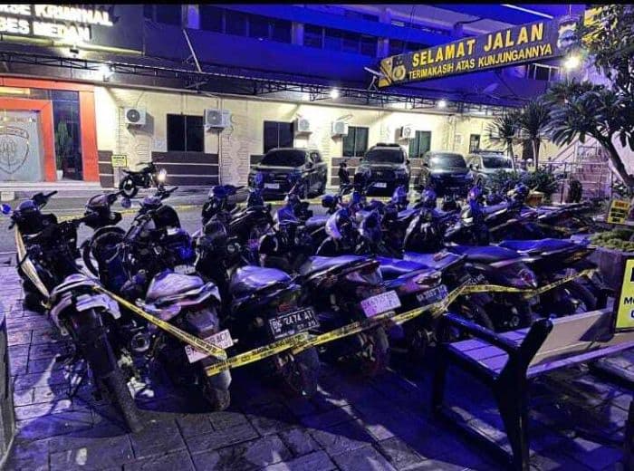 polisi_grebek_rumah_di_simalingkar_puluhan_motor_tanpa_dokumen_diamankan