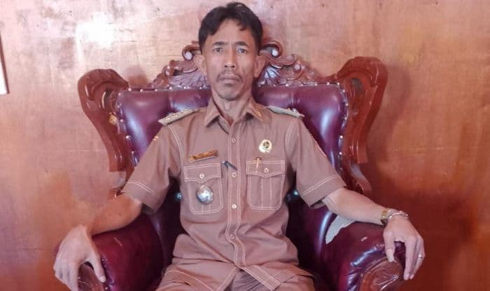 kades_di_sumbul_kembali_terbitkan_surat_kematian_warga_yang_masih_hidup