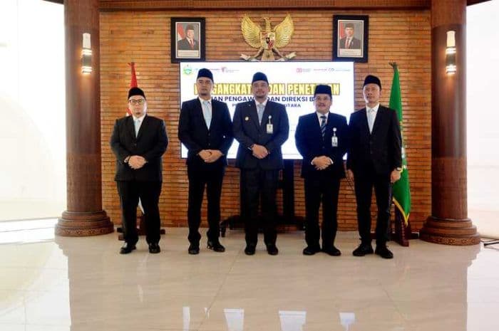 bobby_nasution_lantik_dewas_pd_aij_dan_direksi_perumda_tirtanadi_minta_perbaikan_layanan_air