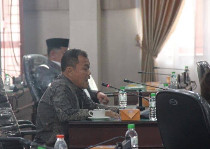 dprd_simalungun_minta_sekwan_jemput_tatib_dan_kode_etik_dewan_dari_provinsi
