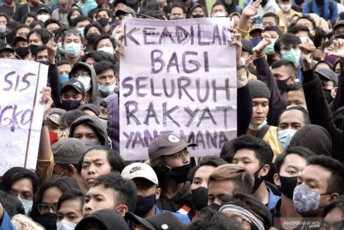 emrus_sihombing_demonstrasi_wajar_dalam_demokrasi_tapi_rawan_ditunggangi