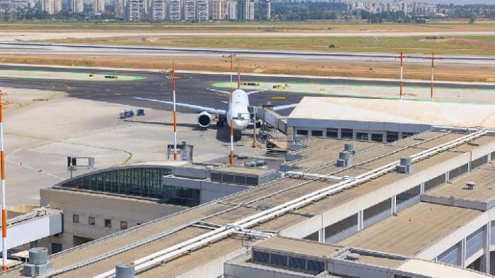 houthi_yaman_serang_bandara_ramon_di_israel_pakai_drone_delapan_warga_terluka