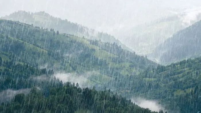 bmkg_imbau_warga_pesisir_barat_aceh_waspadai_bibit_siklon_di_samudera_hindia