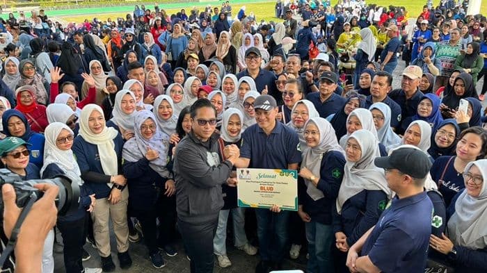 rico_waas_akan_revitalisasi_semua_puskesmas_medan_layanan_kesehatan_makin_prima