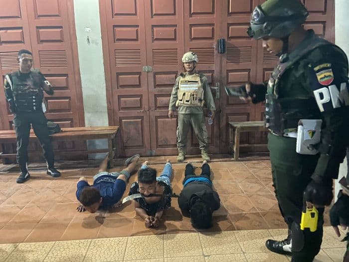 3_anggota_geng_motor_ditangkap_tni