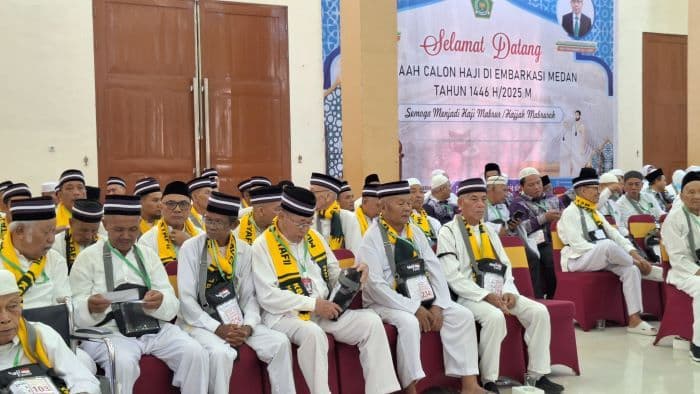 dinkes_medan_pastikan_seluruh_jemaah_calon_haji_sudah_divaksinasi