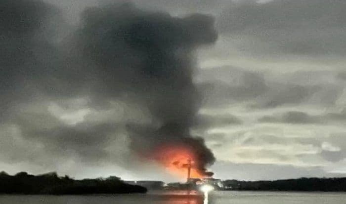 kebakaran_pltu_labuan_angin_pln_pastikan_suplai_listrik_tetap_aman