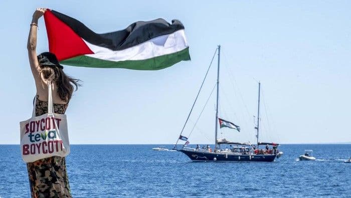 israel_cegat_kapal_bantuan_yang_bawa_greta_thunberg_dan_11_aktivis_menuju_gaza