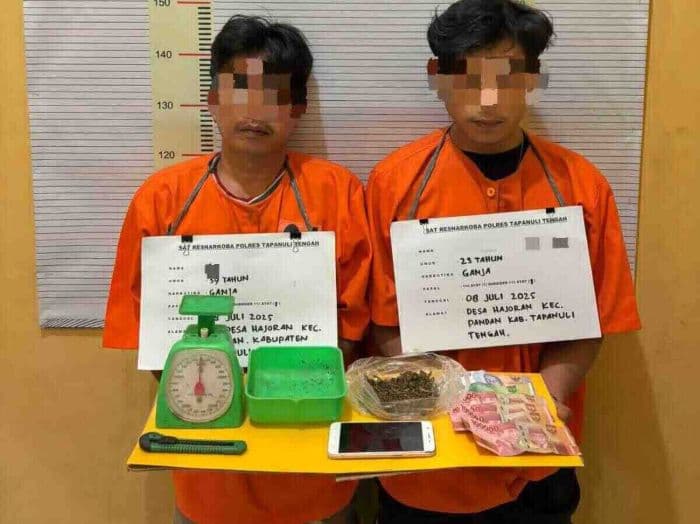 dua_pengedar_ganja_ditangkap_di_hajoran_tapteng_barang_bukti_1165_gram