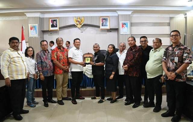 kunker_dprd_sumut_wawako_minta_dukungan_mengakselerasi_pembangunan_sibolga