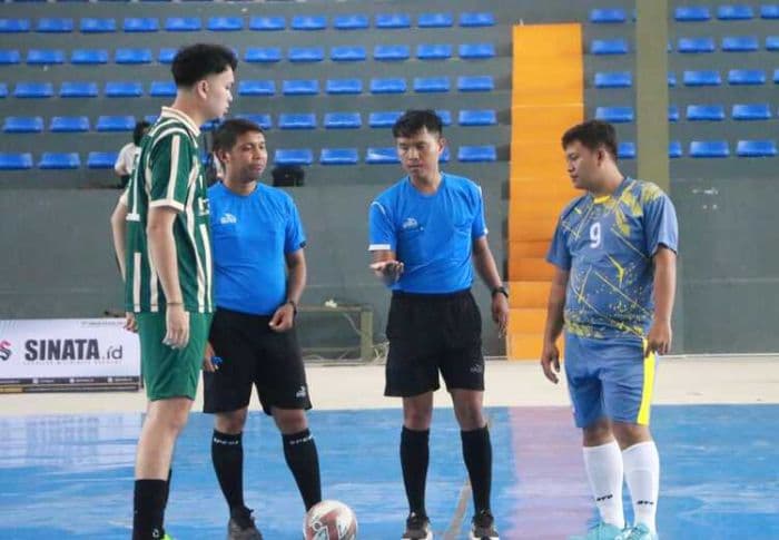 jurnalis_fc_raih_kemenangan_perdana_di_turnamen_futsal_antar_instansi_siantar_2025
