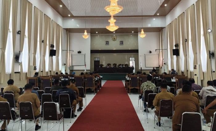 fraksi_pdip_soroti_kadis_putr_siantar_yang_sulit_dihubungi