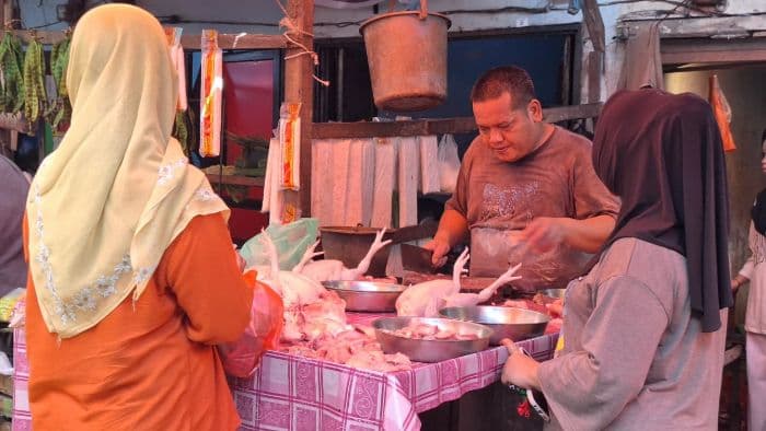 penyebab_harga_daging_ayam_dan_telur_mahal_di_sumut