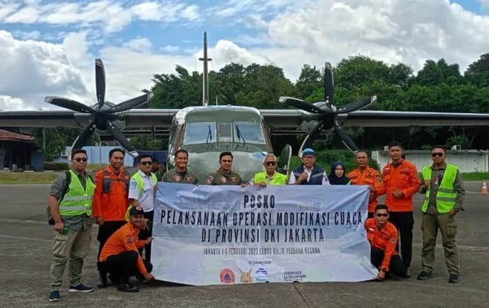 operasi_modifikasi_cuaca_berhasil_turunkan_hujan_5060_persen_di_jakarta