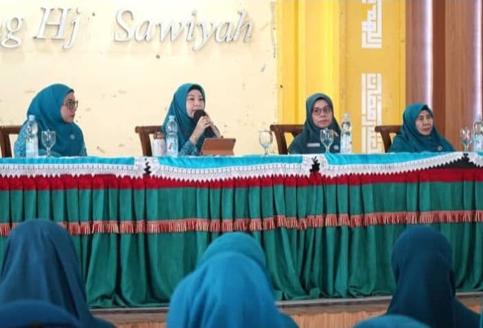 pertemuan_bulanan_ketua_tp_pkk_tebing_tinggi_bahas_soal_keluarga