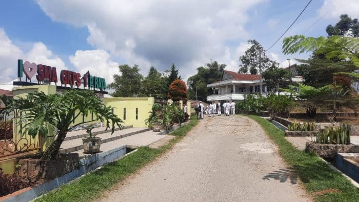 sma_swasta_gkps_1_raya_tak_bisa_ikut_snbp_karena_terkendala_administrasi