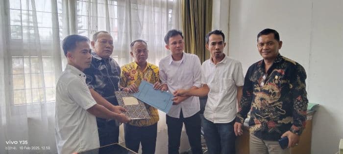 soal_nasib_honorer_r2_dan_r3_nias_barat_ketiga_kalinya_dprd_didesak_gelar_rdp_