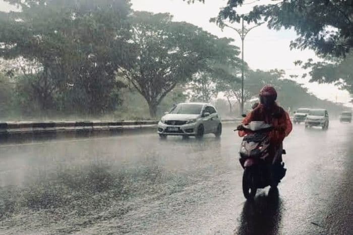 bmkg_wilayah_ini_berpotensi_hujan_lebat_dua_hari_kedepan