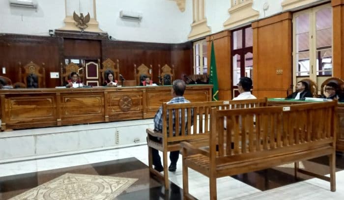 korupsi_apd_covid19_mantan_sekdis_kesehatan_sumut_divonis_empat_tahun_penjara
