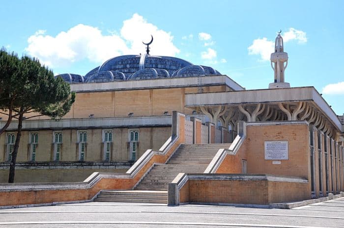 masjid_roma_ikon_islam_terbesar_di_eropa_yang_memukau_dunia