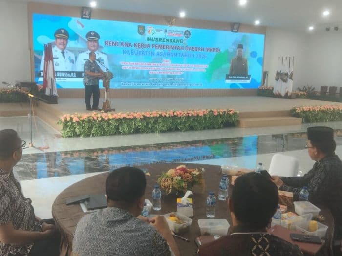 bupati_taufik_soroti_penurunan_ekonomi_asahan
