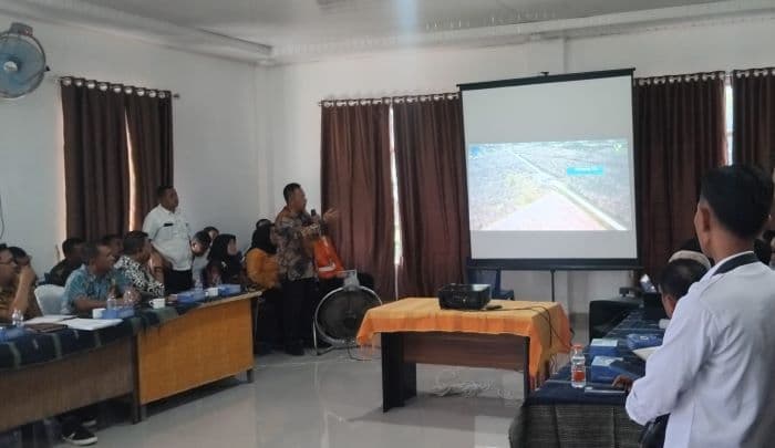 pemkab_simalungun_gandeng_perusahaan_dan_tim_ahli_cari_solusi_banjir_serbelawan