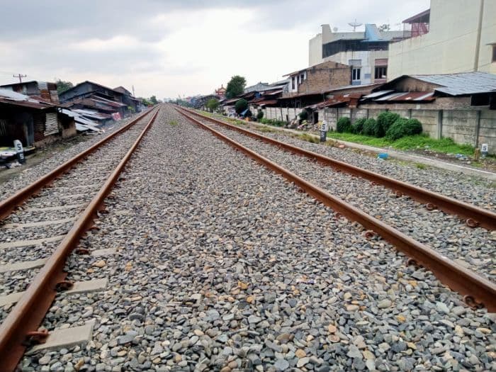 pengepul_barang_bekas_tewas_disambar_kereta_api