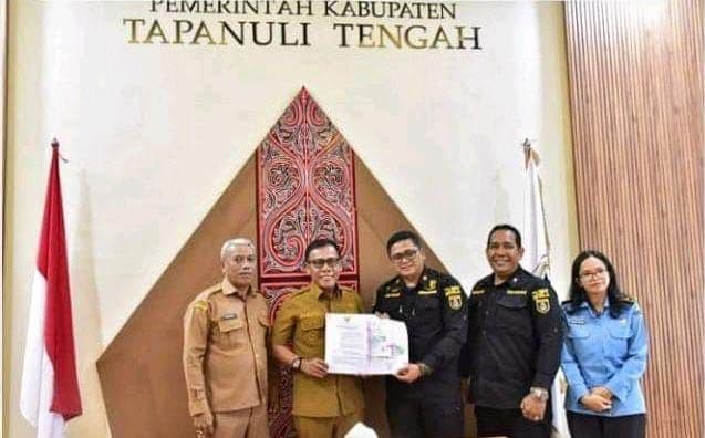 bupati_masinton_soroti_ppi_nelayan_di_tapteng_terbengkalai_sindir_pemerintah_sebelumnya
