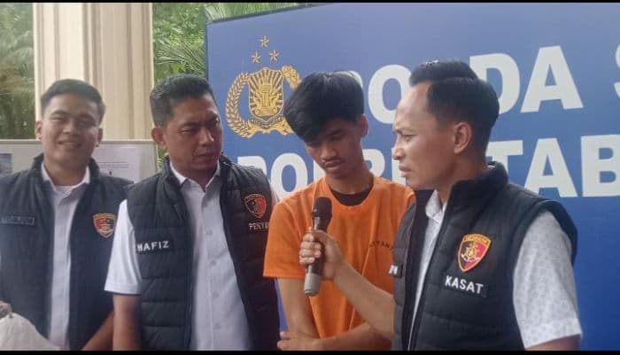 polisi_tangkap_pencuri_motor_kurir_di_medan_79_paket_dibagibagikan