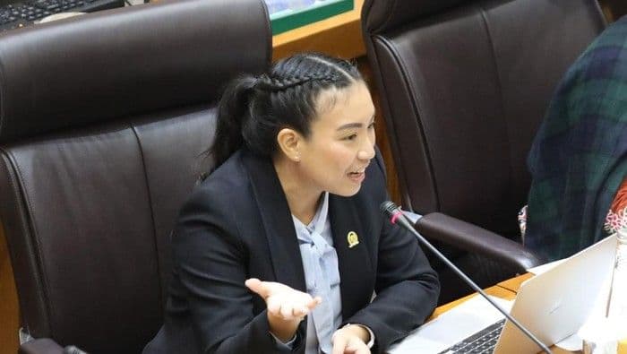 rahayu_saraswati_mundur_dari_dpr_ri_klarifikasi_ucapan_viral_soal_anak_muda