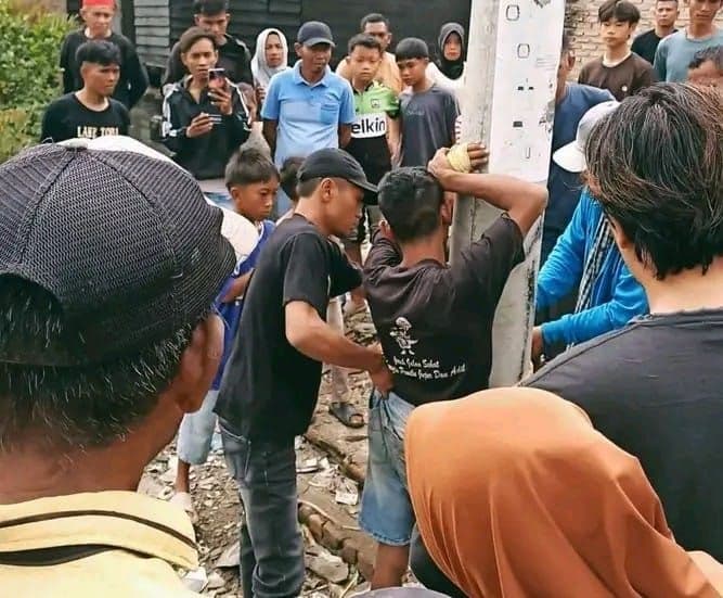 terduga_pelaku_pelecehan_terhadap_anak_di_talawi_batu_bara_sempat_dihajar_massa_sebelum_dijemput_polisi