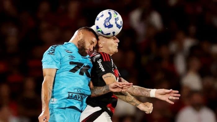 drama_lima_gol_di_maracan_flamengo_tumbangkan_santos_32_dalam_duel_sengit_serie_a_brasil