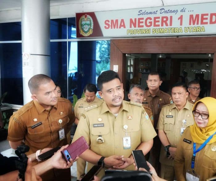 gubernur_bobby_nasution_wujudkan_internet_gratis_di_66_sekolah_97_sekolah_lain_segera_menyusul
