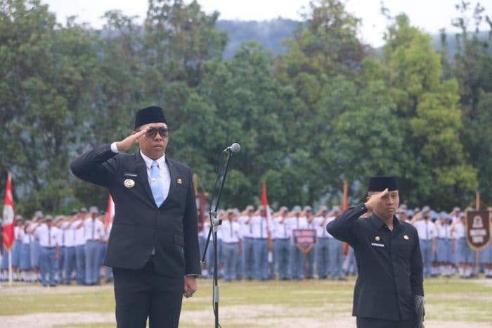 hari_pahlawan_2025_bupati_taput_kemerdekaan_lahir_dari_kesabaran_keberanian_dan_kejujuran