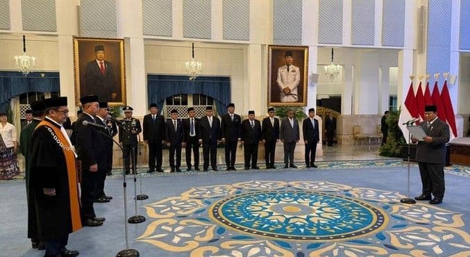 prabowo_lantik_arif_satria_sebagai_kepala_brin_amarulla_octavian_wakil