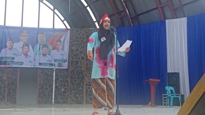 ratusan_siswa_langkat_ikuti_lomba_pidato_dan_puisi_meriahkan_hari_pahlawan_2025