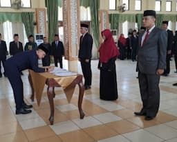 wali_kota_tebing_tinggi_lantik_erwin_suheri_damanik_jadi_sekda_tegaskan_tidak_ada_mahar_jabatan