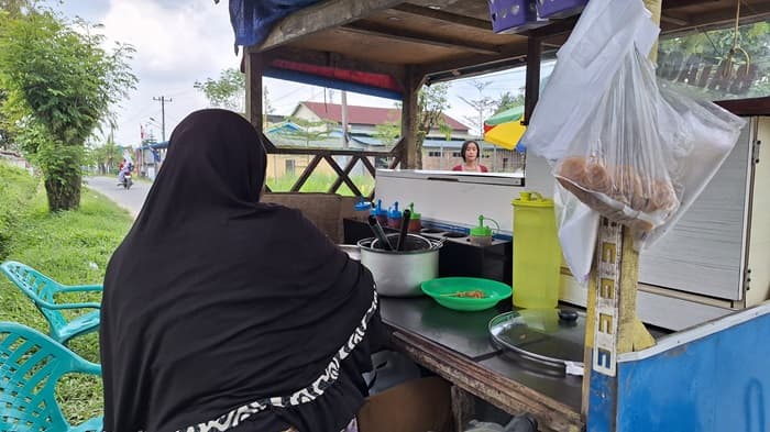 pelaku_umkm_di_medan_tidak_tahu_ada_alokasi_gas_elpiji_3_kg_murah