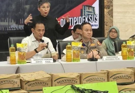 bareskrim_polri_sita_10_ribu_liter_minyakita_tak_sesuai_takaran_kemasan