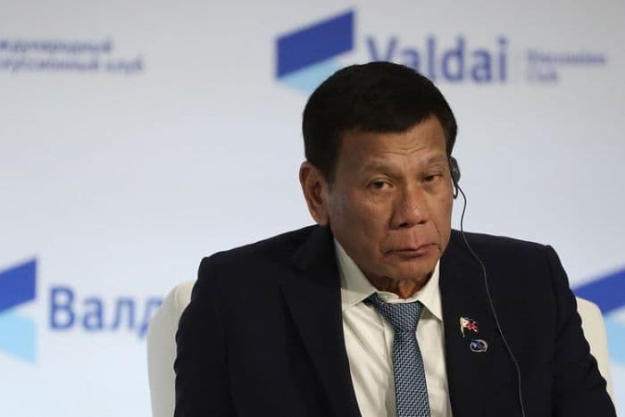 mantan_presiden_filipina_rodrigo_duterte_ditangkap_polisi