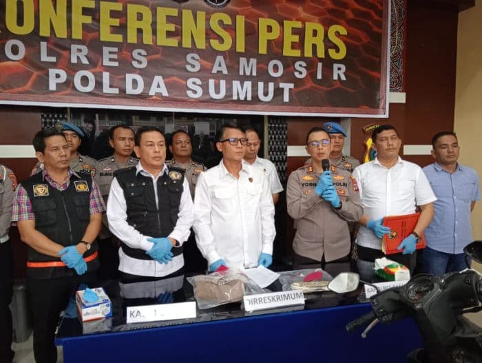 misteri_di_balik_kasus_emn_kapolres_samosir_buka_suara_