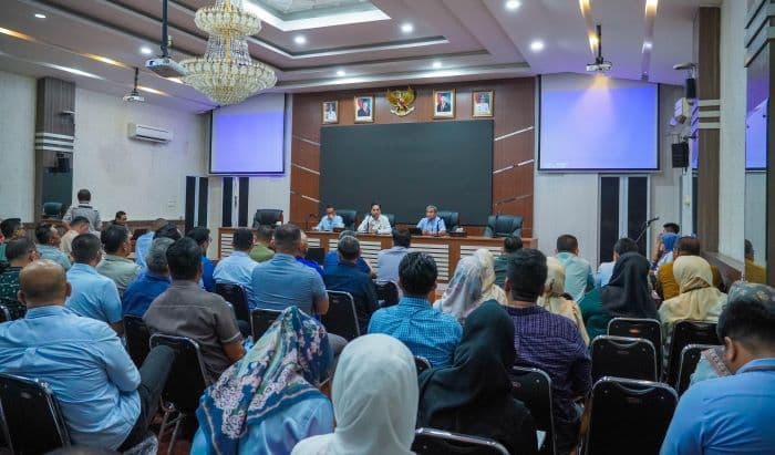 satukan_pemikiran_rico_waas_kumpulkan_29_pimpinan_opd_dan_camat_sekota_medan_