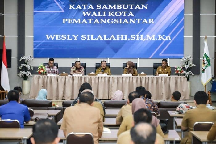 wali_kota_siantar_imbau_laporan_keuangan_selesai_sebelum_31_maret_2025