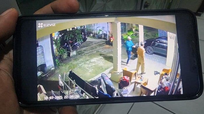 aksi_brutal_penyiraman_air_keras_di_palembang_mertua_pemilik_rumah_jadi_korban
