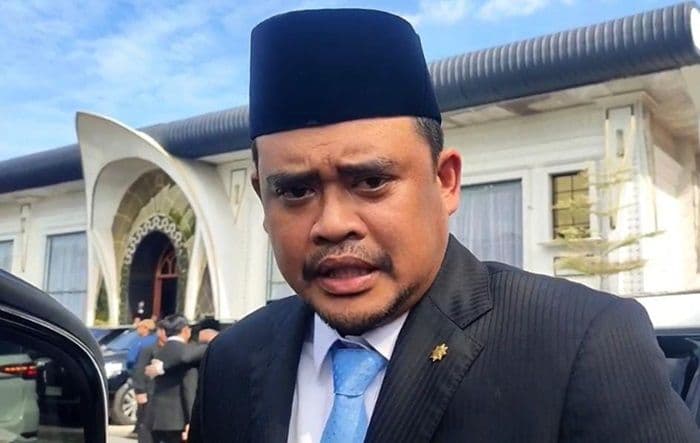 bobby_nasution_lantik_pejabat_pemprov_sumut_loyal_loyal_loyal_dan_pintar