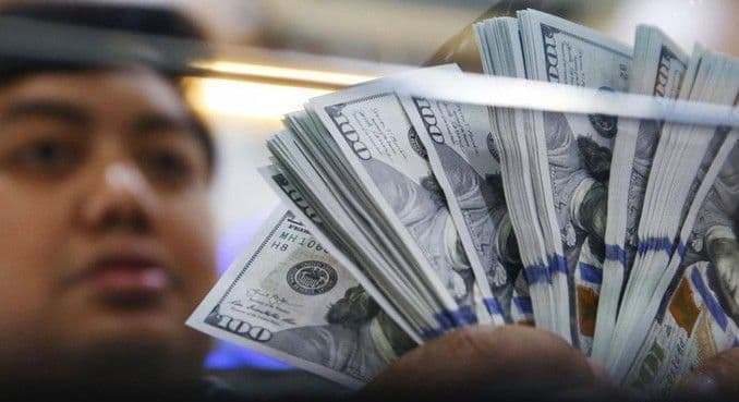 dolar_as_naik_tipis_ke_rp16228_ihsg_dibuka_menguat_di_akhir_pekan