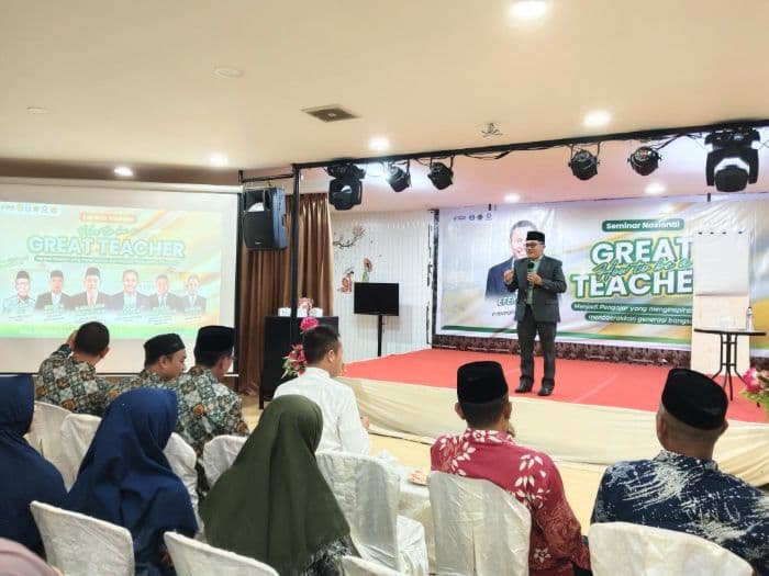 perkuat_inspirasi_ratusan_guru_madrasah_di_sergai_ikuti_seminar_nasional_great_teacher