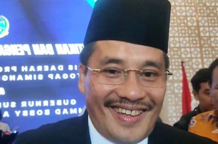 togap_simangunsong_resmi_jabat_sekda_sumut_ini_komentarnya_terkait_program_gubernur_bobby_nasution